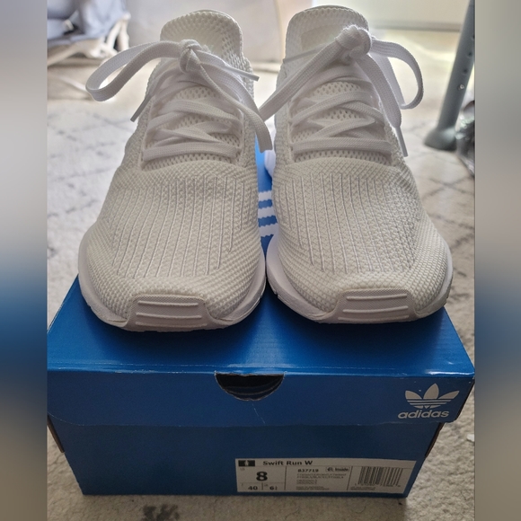 Adidas Swift Run women's 8 - Picture 7 of 7